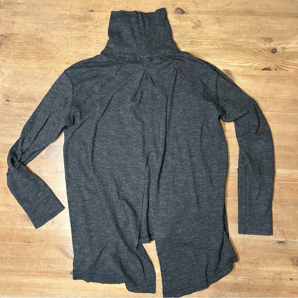 Free People Split Back Turtleneck black charcoal size M
